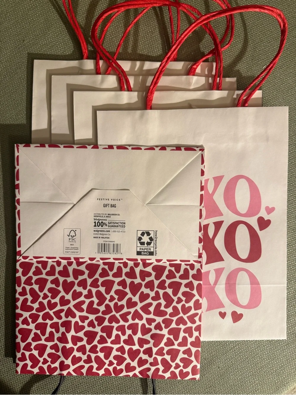 🌞 4/$20 - Giftbags XOXO Hearts - Pin Red White - Set of 5 - Birthday, Valentines